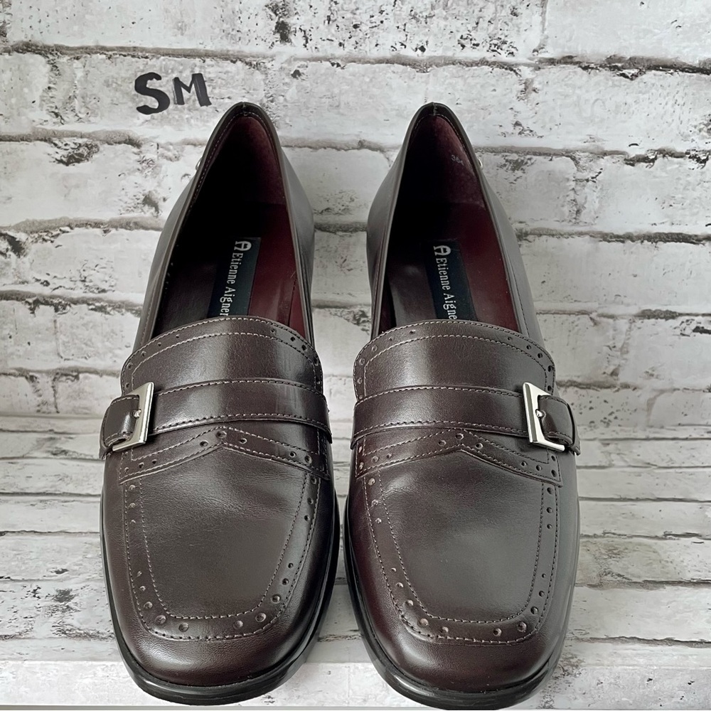 Etienne Aigner Women’s Leather Slip On Brown Loafers Old Money Preppy Size 9M - Picture 3 of 16